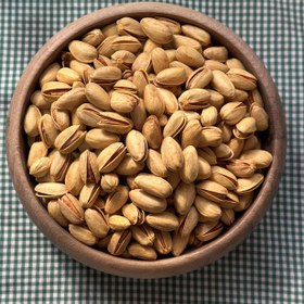 تصویر پسته اکبری شور 