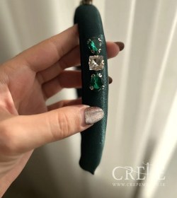 تصویر تل ساتن نگین سبز 