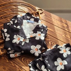 تصویر ست گلگلی لینن 