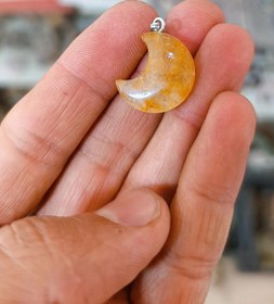 تصویر سیترین ماه Moon citrine
