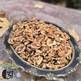 تصویر مغز گردو تازه ایرانی Nuts