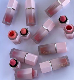 تصویر رژگونه 