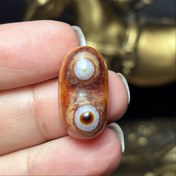 تصویر نگین سنگ عقیق سه پوست باباقوری معدنی تراش کهنه دو کوهانه کد Z7172 