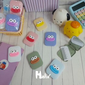 تصویر آینه و شانه جیبی 