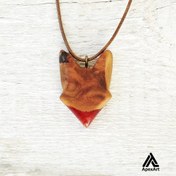 تصویر گردنبند چوبی سر گرگ 