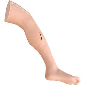 تصویر مولاژ بخیه زدن پا 