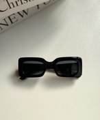 تصویر عينك آفتابي برند Fendi زنانه مشکی ترند يووي 400 