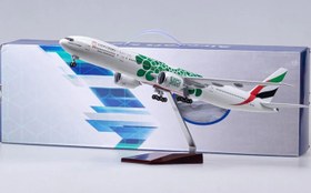 تصویر ماکت هواپیما بوئینگ ۷۷۷ امارات | Airplane Model 1:150 Boeing 777-300 Emirates Expo 