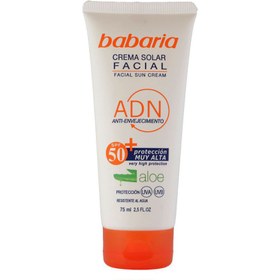 تصویر کرم ضد آفتاب حاوی عصاره آلوئه ورا باباریا SPF50 