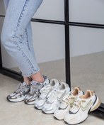 تصویر کتونی زنانه مدل نایک v2k کدM390 