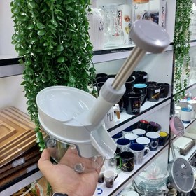 تصویر هسته گیر آلبالو 