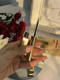 تصویر خط چشم ماژیکی کویین 