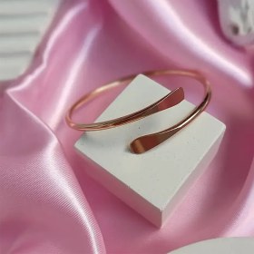 تصویر دستبند بنگل طرح میخی - کد ۲۴ 