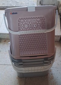 تصویر سبد پیک نیک در دار 