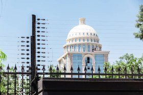 تصویر فنس الکتریکی Electric fence