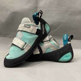 تصویر کفش سنگنوردی برند scarpa سایز 41.5 