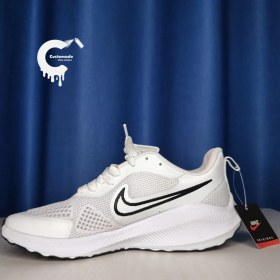 تصویر کتونی نایک زوم سفید 