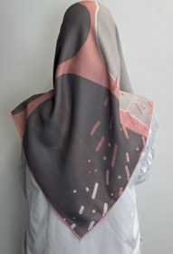 تصویر روسری طوسی صورتی 