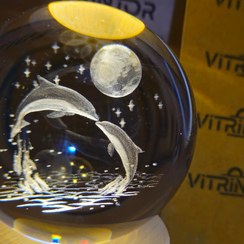 تصویر گوی کریستالی دفین ماه 