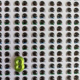 تصویر چشم رزینی کد 4 سایز 8 میل بسته 20 جفتی 