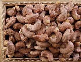 تصویر بادام هندی کبابی ۱ کیلوگرم 