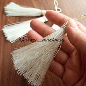 تصویر منگوله ابریشمی شیری 