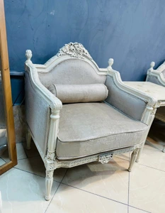 تصویر فروشگاه گالری مبل عطری