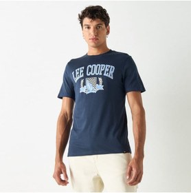 تصویر تی‌شرت با جزئیات اپلیک و یقه گرد و آستین کوتاه لی کوپر برند lee cooper Lee Cooper Applique Detail T-shirt with Crew Neck and Short Sleeves