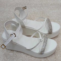 تصویر صندل لژ دار سفید 