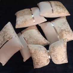 تصویر کاور کوسن طلاکوب چرم نقره ای 