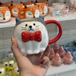 تصویر گربه پاپیون قرمز 