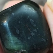 تصویر تامبل سنگ یشم افغان 21گرم سنگ اصل طبیعی کلکسیونی 