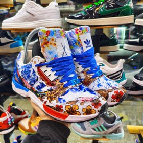 تصویر کتانی ادیداس ZX اژدها 