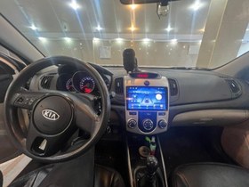 تصویر کیا سراتو مونتاژ مدل 1394 ا دنده‌ای 1600cc دنده‌ای 1600cc