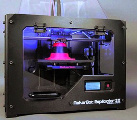 تصویر پرینتر سه بعدی Makerbot Model carbon 