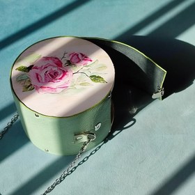 تصویر کیف رودوشی طرح گل رز 