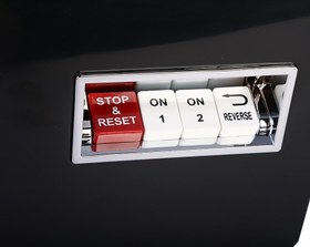 تصویر چرخ گوشت آ ای سی مدل AEC-3250R 