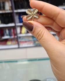 تصویر دکمه شبدر 4 برگ 