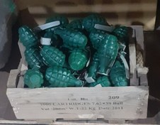 تصویر نارنجک سبز ۱۰ عددی نماد غیرت و اتحاد 