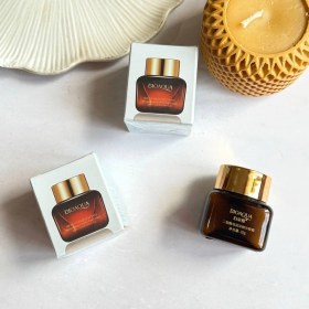 تصویر کرم شب دور چشم بیوآ 