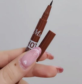 تصویر خط چشم قهوه ای ماژیکی میندو 