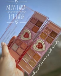 تصویر پالت سه کاره ی سایه رژ گونه و هایلایتر 