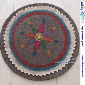تصویر فرش نمد پشم گوسفندی مدل دایره 