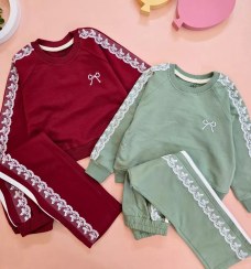 تصویر ست بلوز و شلوار راحتی دخترانه طرح پاپیون سایز ۴ زرشکی 