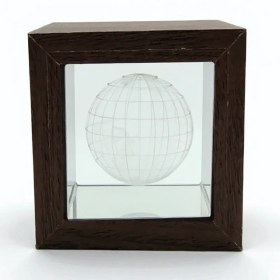 تصویر گوی مربعی طرح کره زمین 