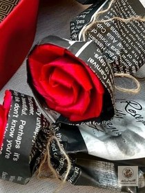 تصویر گل رز مصنوعی ولنتاین | کد: ZNB-QY8 