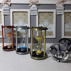 تصویر ساعت شنی فلزی طرح ایفل 