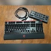 تصویر کیبورد گیمینگ مکانیکال ام اس آی مدل Vigor GK80 با سیم 