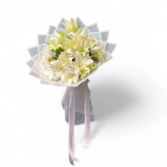 تصویر دسته گل اوریانتال سفید 