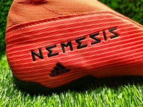 تصویر کتونی کفش استوک دار چمنی اورجینال آدیداس سایز۴۱ Football shoes